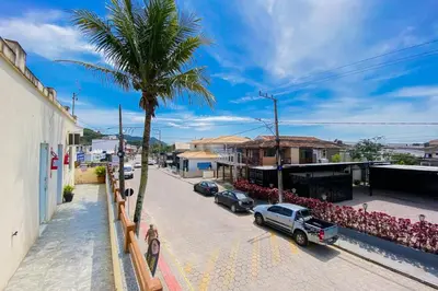 A vizinhança circundante ou próxima do apartamento
