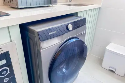 A planta de Lindo apto novo, decorado, prox ao mar - 0474