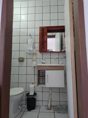 Uma casa de banho em Suíte Nostalgia Ar refrigerado TV55