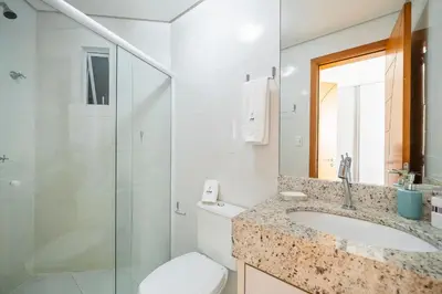 Uma casa de banho em Achei Itapema • Residencial Olympio, R.255