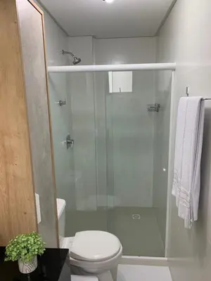 Uma casa de banho em Excelente apto próximo a praia