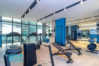 O centro de fitness e/ou as comodidades de fitness de Flat Tower Infinity Meia Praia