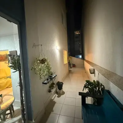A planta de Amplo Apartmento proximo a Praia