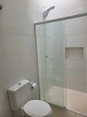 Uma casa de banho em Pousada Jardim