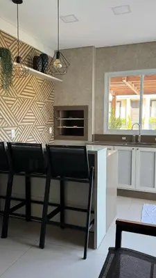A cozinha ou kitchenette de Apto Confortável e Impecável