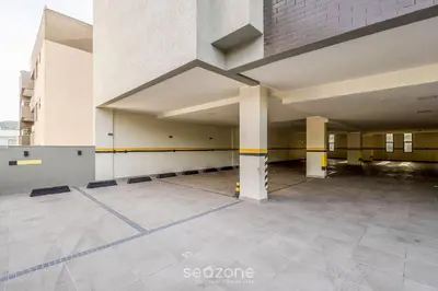 A planta de Sua estadia exclusiva com piscinas e jacuzzi a 500m da praia - ELF