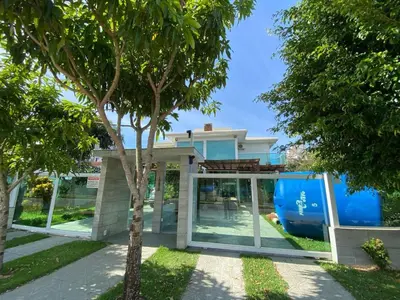 Um jardim no exterior de Cód 64 - Casa Espetacular á 250m do Mar