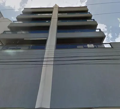 O edifício onde o apartamento está situado
