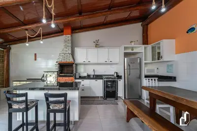 A cozinha ou kitchenette de Residencial Lynary – Loft Terra