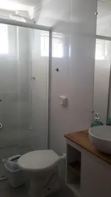 Uma casa de banho em Apê Charmoso a Passos do Mar Aproveite Itapema!