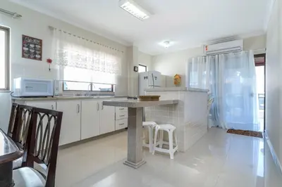 A cozinha ou kitchenette de Cobertura com vista para o mar XM9679