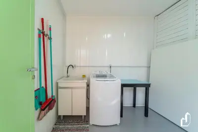 A cozinha ou kitchenette de Residencial Lynary – Loft Vênus