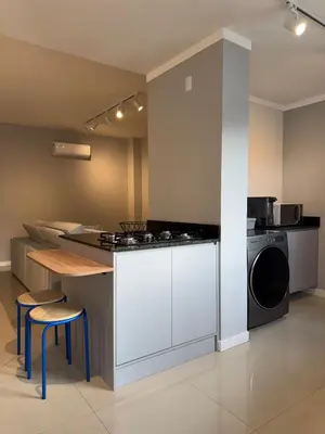 A cozinha ou kitchenette de Lindo Apto a 3 Min do Expocentro de BC