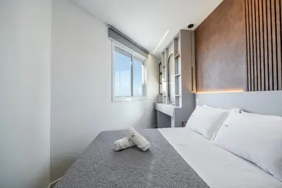 Uma cama ou camas num quarto em Achei Itapema • Sky Bridge Residencial, R.615