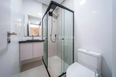 Uma casa de banho em 305 Suíte em Localização Incrível Praia de Bombinhas a 120m