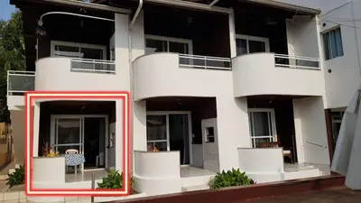 O edifício onde o apartamento está situado