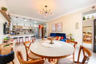 A cozinha ou kitchenette de Amplo apto com 03 quartos para locação! 0491