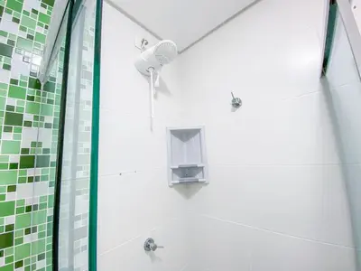Uma casa de banho em Praia de Palmas Apto com Suíte a 450m do Mar 0499
