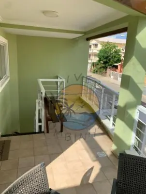 Uma varanda ou terraço em Sobrado Alto Padrão Zona Central da Praia com 03 Dormitórios