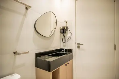Uma casa de banho em Elegance - Piscina Aquecida - Apartamento para 4 pessoas em Bombinhas