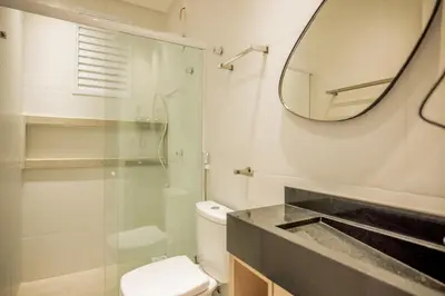 Uma casa de banho em Elegance - Piscina Aquecida - Apartamento para 4 pessoas em Bombinhas