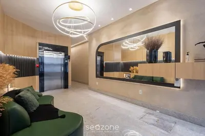 A planta de Apto 450m da praia c/ churrasq. e 3 suítes TAH0602