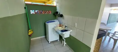 A planta de Ampla Casa na zona central da praia e comércio com 03 dormitórios