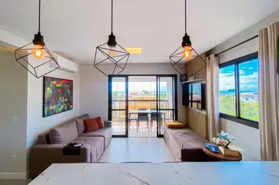 Uma área de estar em Seu refúgio perfeito há 200 metros em Palmas! 0192