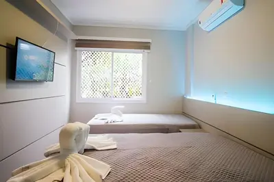 A planta de Apartamento mobiliado com sacada e chu. 2 vagas