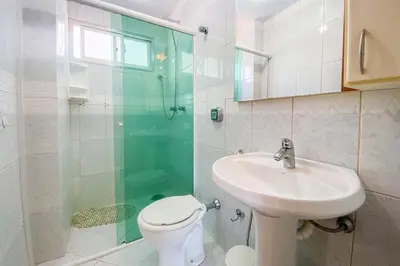 Uma casa de banho em Apartamento com 03 quartos na Praia! 0331