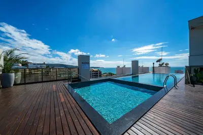 A piscina em ou perto de 309 Suíte em Localização Incrível Praia de Bombinhas a 120m