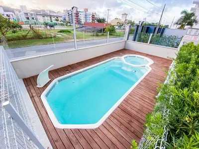 A piscina em ou perto de Descanse na praia de Palmas, 450m do Mar - 0103