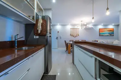 A cozinha ou kitchenette de Apto elegante a 100m da praia MD8752
