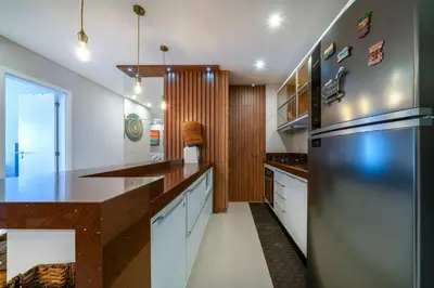 A cozinha ou kitchenette de Apto elegante a 100m da praia MD8752