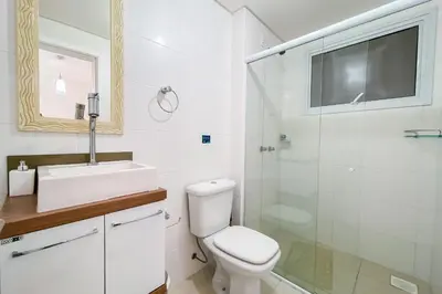 Uma casa de banho em Apto com 02 suítes em condomínio Boulevard - 0333