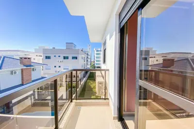 Uma varanda ou terraço em Apto 2 Quartos sendo 1 Suíte bem localizado - 0329