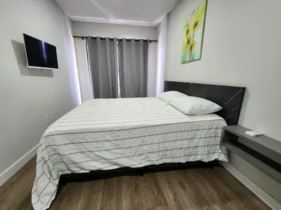Uma cama ou camas num quarto em 308 Apart Villa Francione com piscina aquecida