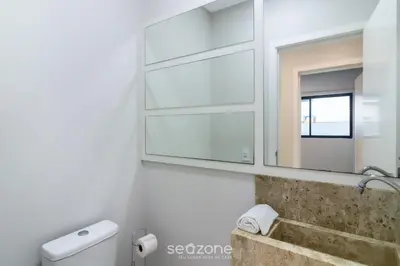 Uma casa de banho em Apto c/ Churrasq. 350m da Praia PDP0301