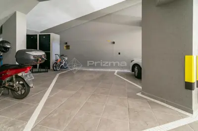 A planta de Extraordinário Flat para duas pessoas, localizada entre as praias de Bombas e do Centro de Bombinhas