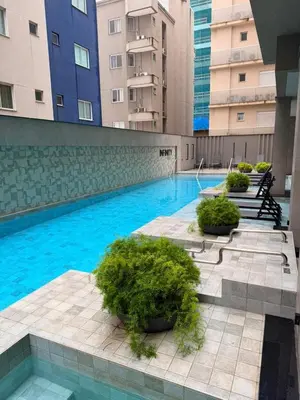 A piscina em ou perto de Seu Refúgio de Luxo a Passos do Mar em Itapema