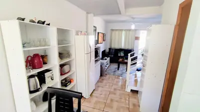 A cozinha ou kitchenette de Cod 140 - Residencial Torres, Praia de Bombas ap 5