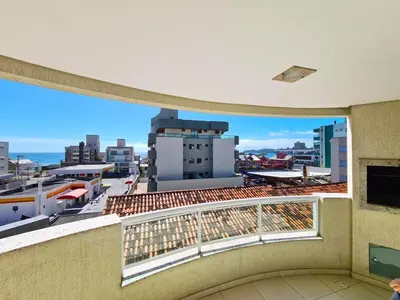 A planta de Apartamento 120 metros do mar de Bombas
