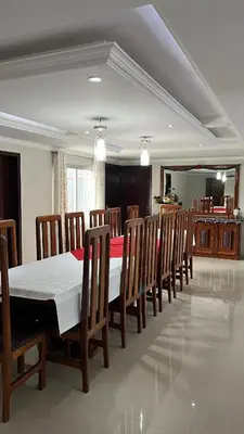 Um restaurante ou outro lugar para comer em Pousada da Luz 20v