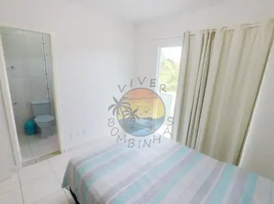 Uma cama ou camas num quarto em Ampla Casa Zona Central da Praia de Mariscal com 03 Dormitórios