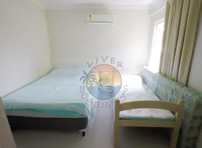 Uma cama ou camas num quarto em Ampla Casa Zona Central da Praia de Mariscal com 03 Dormitórios