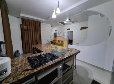 A planta de Triplex Alto Padrão Beira Mar Próximo a Comércio em Geral com 04 Dormitórios