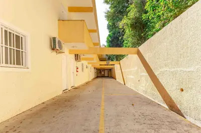 A planta de Aconchegante Apartamento a Poucos Metros do Mar
