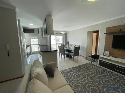 Uma televisão e/ou sistema de entretenimento em Cód 77 - Apto com 3 dorm e vista mar no Corsário
