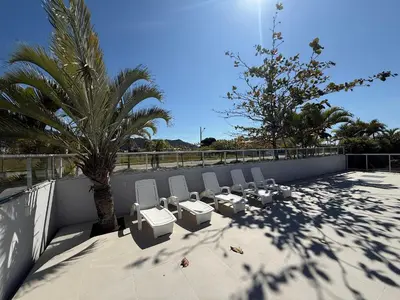A planta de Cód 77 - Apto com 3 dorm e vista mar no Corsário