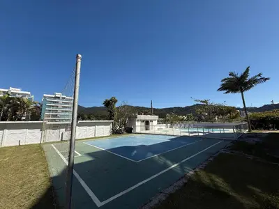 Comodidades para jogar ténis e squash em Cód 77 - Apto com 3 dorm e vista mar no Corsário ou nas proximidades